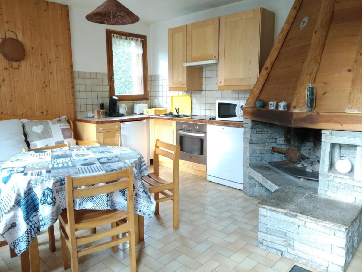 Chalet Avec Jardin Bourg-Saint-Maurice Exterior foto